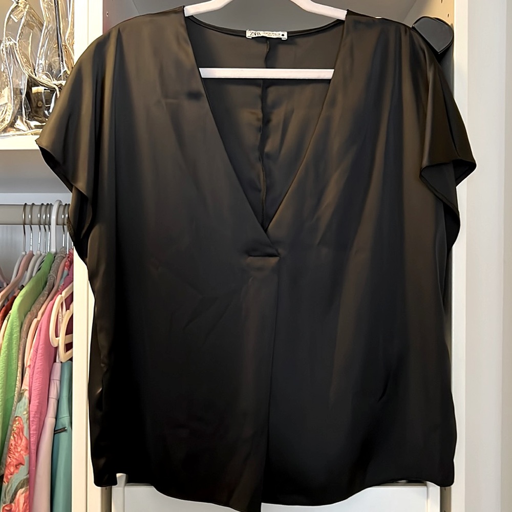 Zara V neck Short Sleeve Blouse